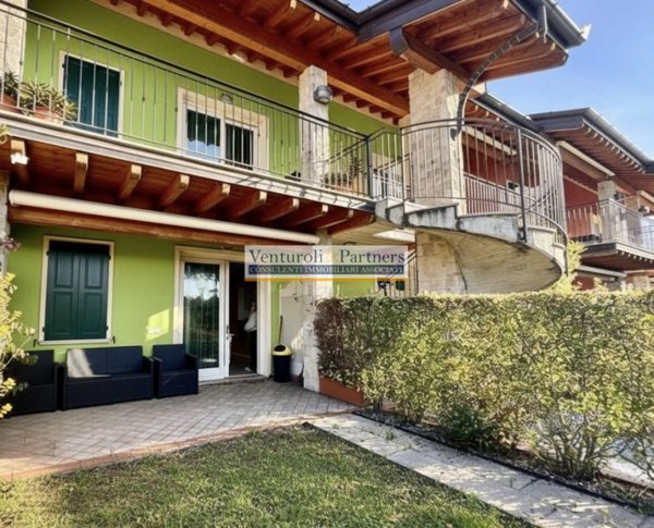 appartamento in vendita a Manerba del Garda in zona Pieve Vecchia