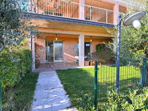 appartamento in vendita a Manerba del Garda in zona Gardoncino