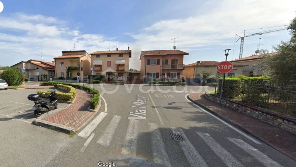 casa indipendente in vendita a Manerba del Garda in zona Montinelle