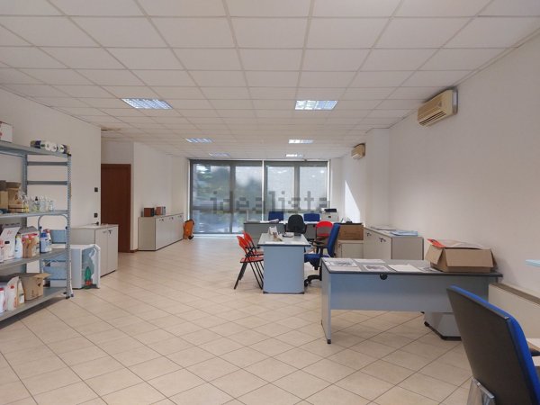 ufficio in vendita a Manerba del Garda