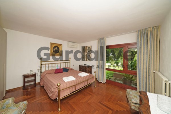 casa indipendente in vendita a Manerba del Garda
