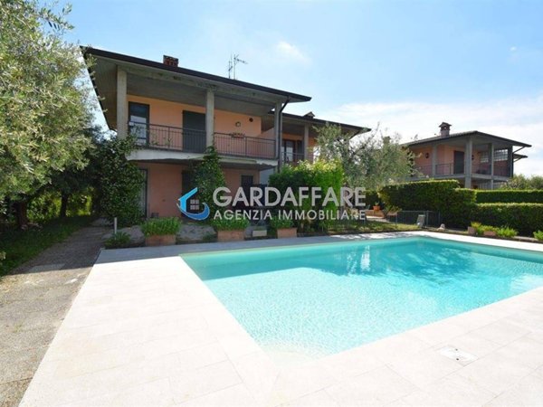 casa indipendente in vendita a Manerba del Garda