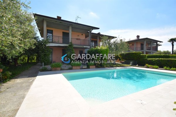 casa indipendente in vendita a Manerba del Garda