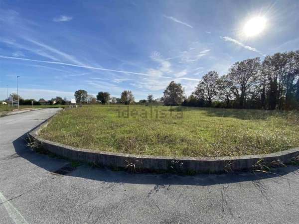 terreno edificabile in vendita a Manerba del Garda