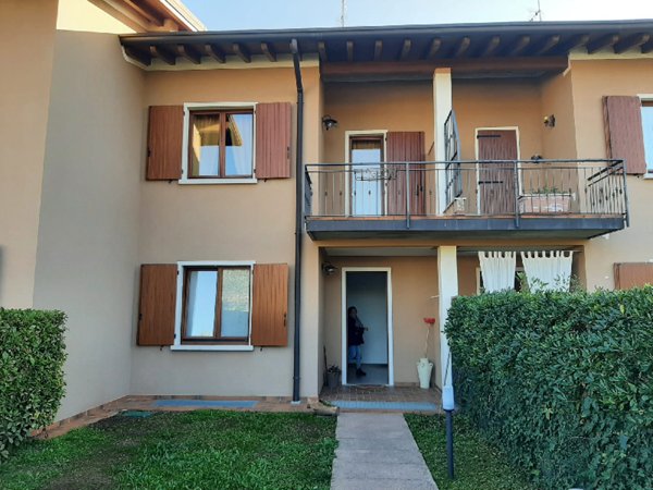 casa indipendente in vendita a Manerba del Garda