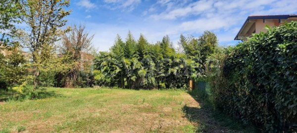 casa indipendente in vendita a Manerba del Garda in zona Crociale