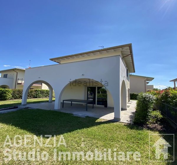casa indipendente in vendita a Manerba del Garda