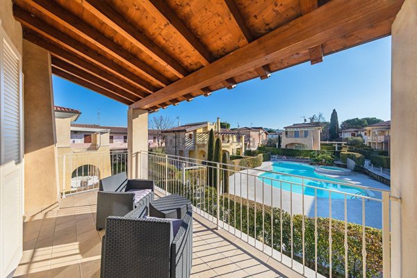 casa indipendente in vendita a Manerba del Garda