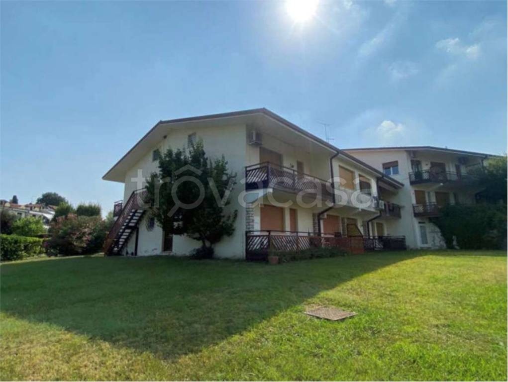appartamento in vendita a Manerba del Garda in zona Pieve Vecchia
