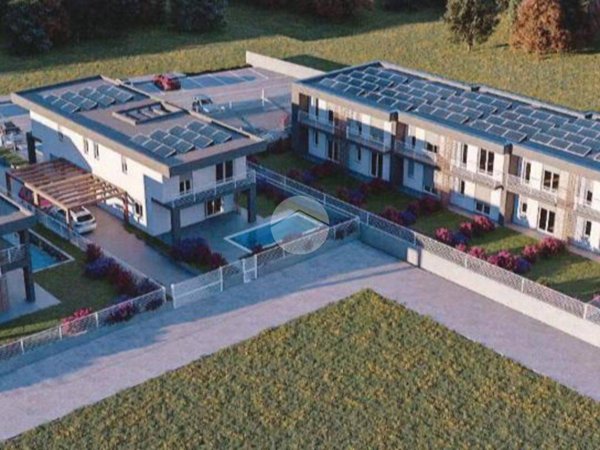 casa indipendente in vendita a Manerba del Garda in zona Crociale