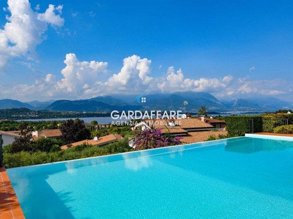 casa indipendente in vendita a Manerba del Garda in zona Montinelle