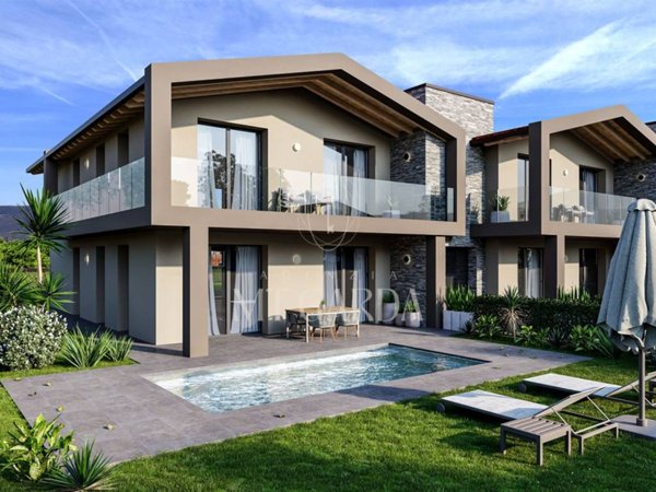appartamento in vendita a Manerba del Garda in zona Solarolo