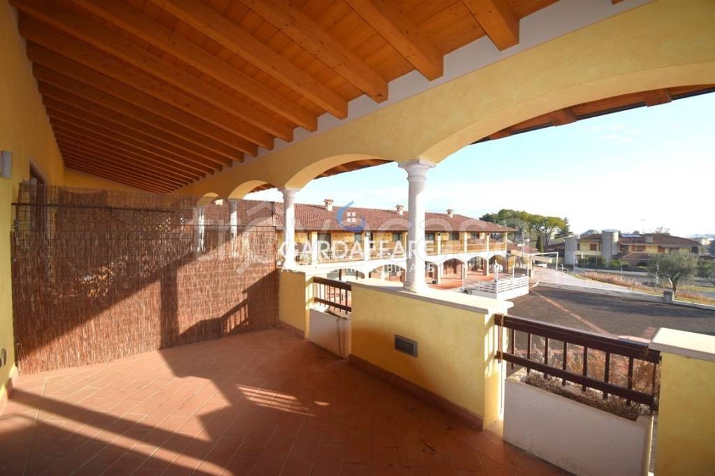 appartamento in vendita a Manerba del Garda in zona Solarolo