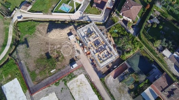 bifamiliare in vendita a Manerba del Garda in zona Crociale