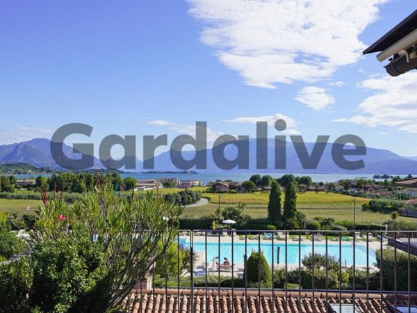 appartamento in vendita a Manerba del Garda in zona Pieve Vecchia