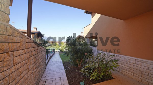 casa indipendente in vendita a Manerba del Garda