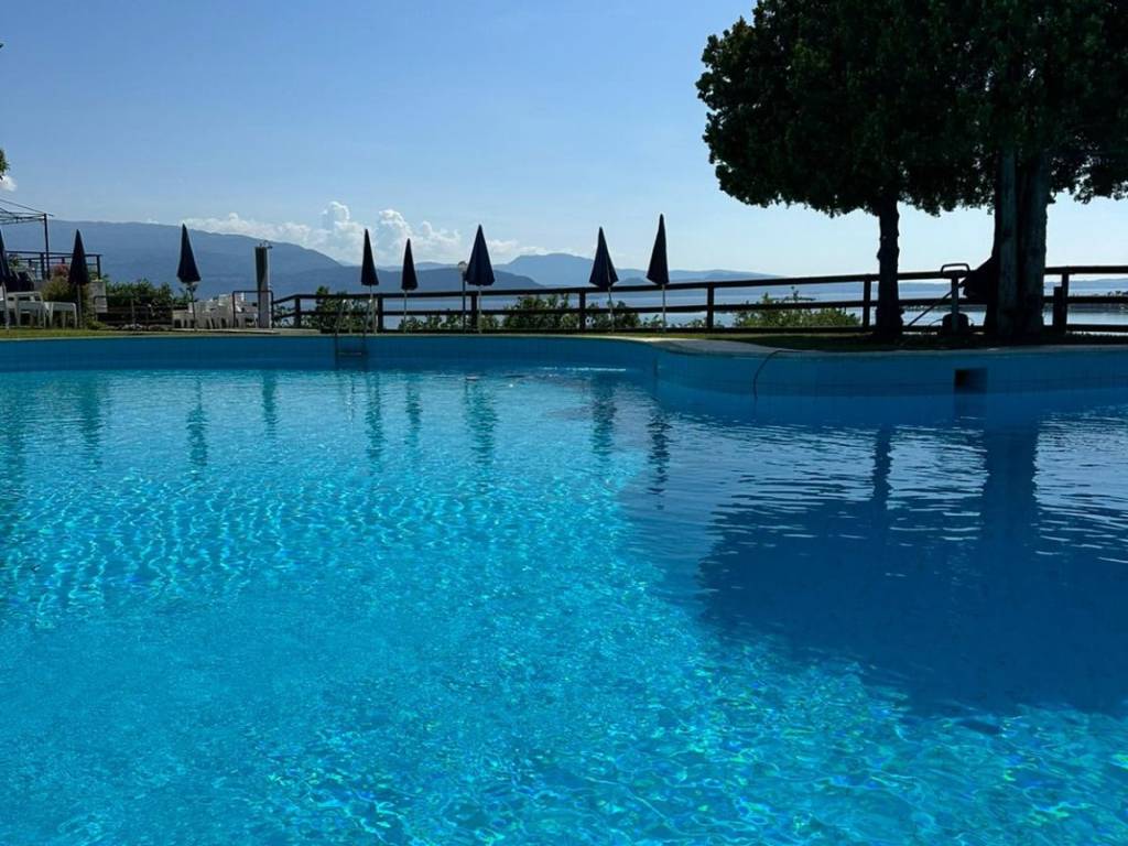 appartamento in vendita a Manerba del Garda in zona Pieve Vecchia