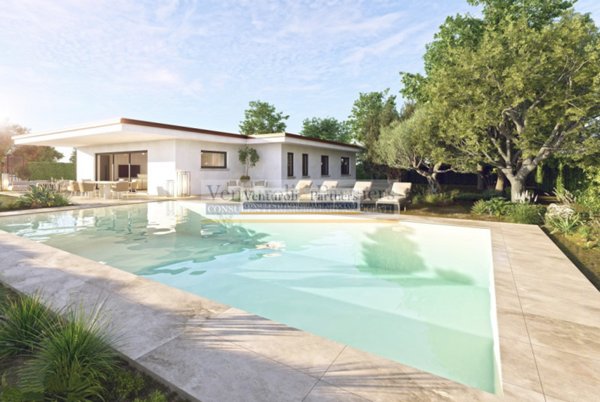 casa indipendente in vendita a Manerba del Garda