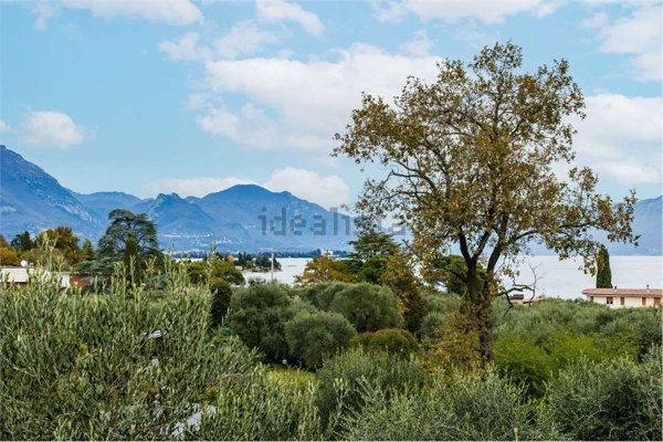 casa indipendente in vendita a Manerba del Garda