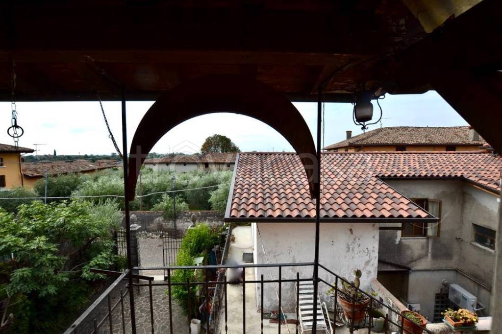 casa indipendente in vendita a Manerba del Garda