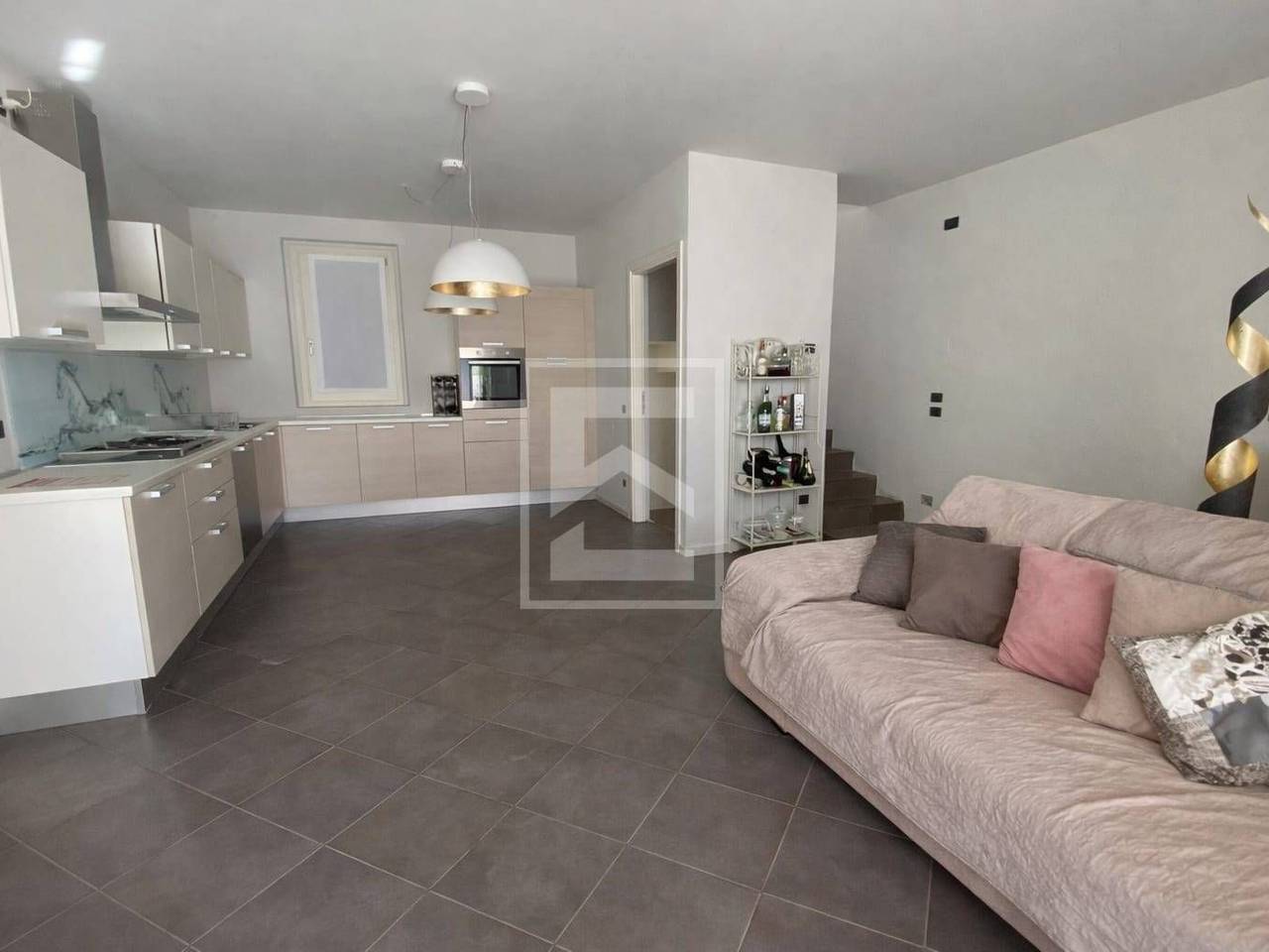 casa indipendente in vendita a Manerba del Garda