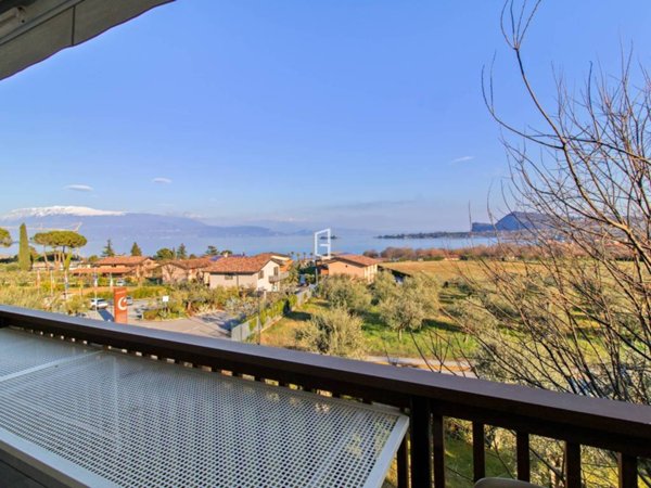 appartamento in vendita a Manerba del Garda in zona Pieve Vecchia