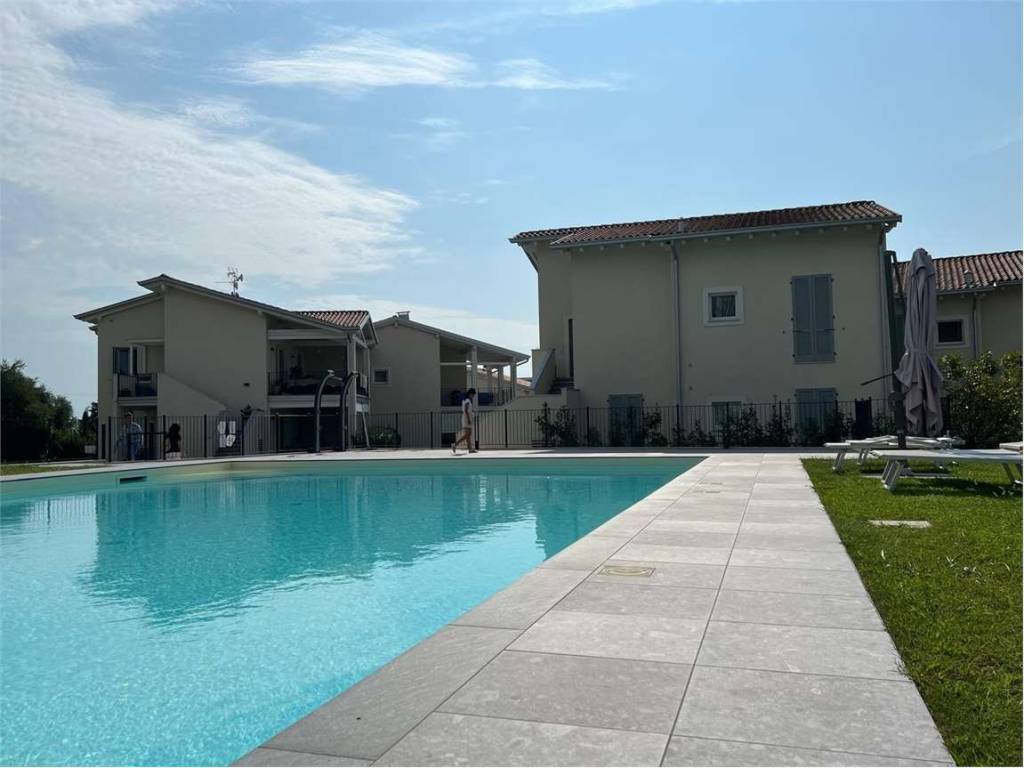 appartamento in vendita a Manerba del Garda in zona Gardoncino