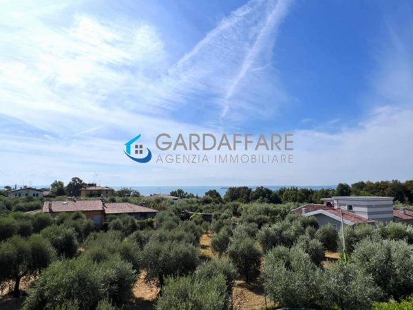 casa indipendente in vendita a Manerba del Garda in zona Montinelle