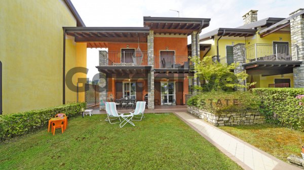 casa indipendente in vendita a Manerba del Garda