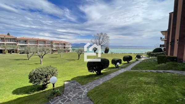appartamento in vendita a Manerba del Garda in zona Crociale