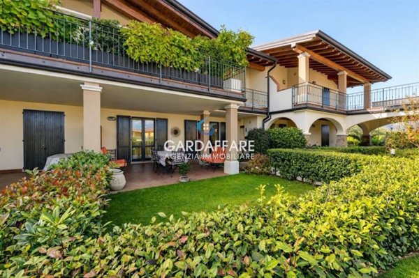 appartamento in vendita a Manerba del Garda in zona Solarolo