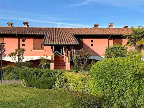 appartamento in vendita a Manerba del Garda in zona Pieve Vecchia