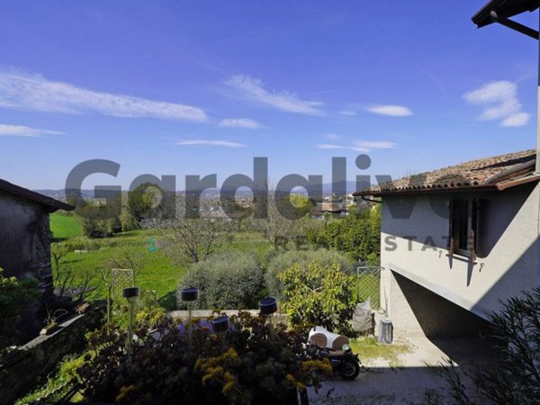 appartamento in vendita a Manerba del Garda in zona Gardoncino