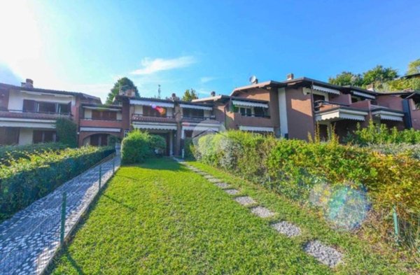 casa indipendente in vendita a Manerba del Garda in zona Pieve Vecchia