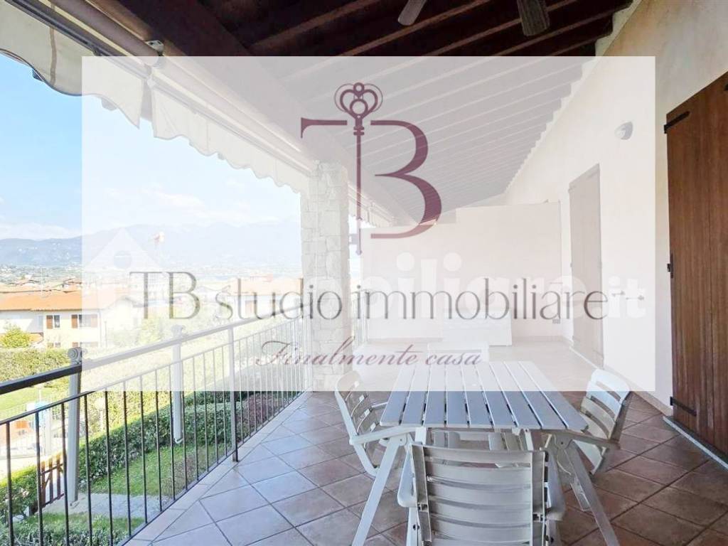 appartamento in vendita a Manerba del Garda in zona Montinelle