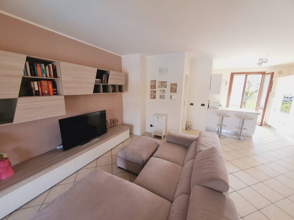 appartamento in vendita a Manerba del Garda in zona Montinelle