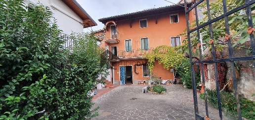 appartamento in vendita a Manerba del Garda in zona Solarolo