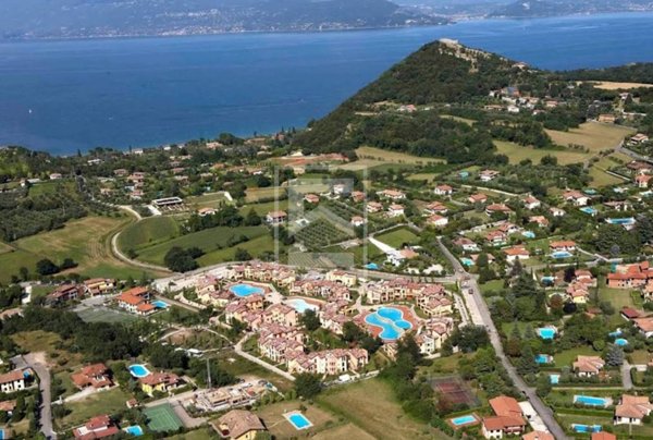 appartamento in vendita a Manerba del Garda in zona Montinelle