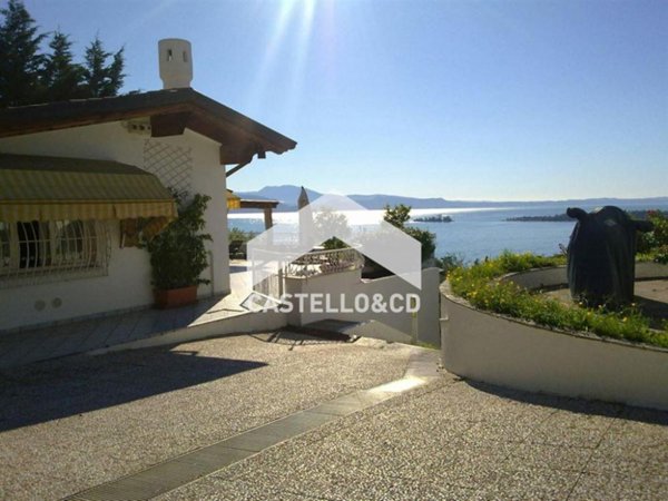 casa indipendente in vendita a Manerba del Garda