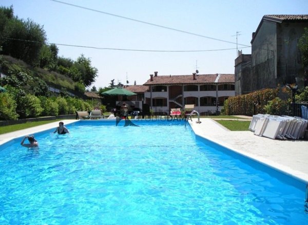 appartamento in vendita a Manerba del Garda in zona Solarolo