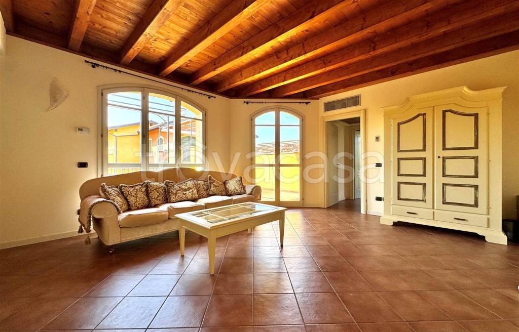 appartamento in vendita a Manerba del Garda in zona Montinelle