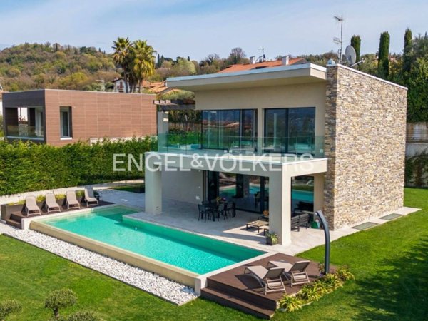 casa indipendente in vendita a Manerba del Garda in zona Montinelle