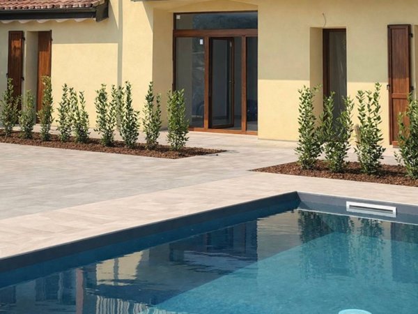 appartamento in vendita a Manerba del Garda in zona Solarolo