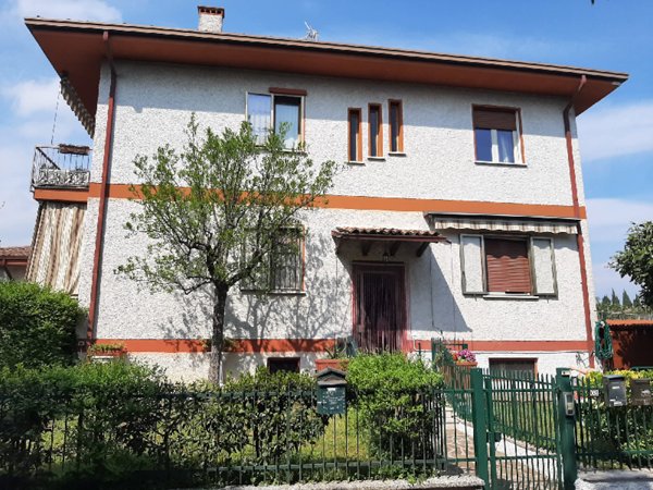 appartamento in vendita a Manerba del Garda in zona Balbiana