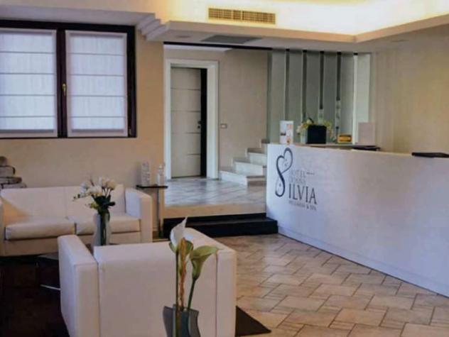 negozio in vendita a Manerba del Garda