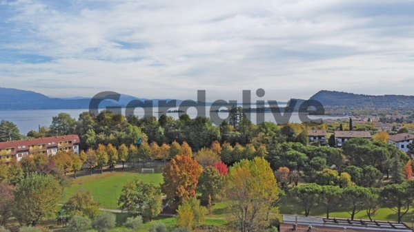 appartamento in vendita a Manerba del Garda in zona Solarolo