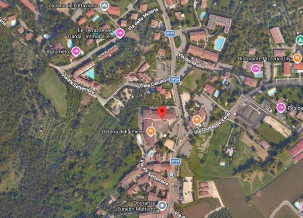 intera palazzina in vendita a Manerba del Garda in zona Pieve Vecchia