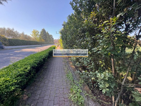 casa indipendente in vendita a Manerba del Garda in zona Gardoncino