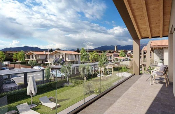 appartamento in vendita a Manerba del Garda in zona Solarolo