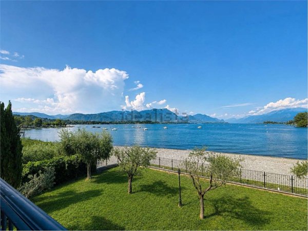 casa indipendente in vendita a Manerba del Garda
